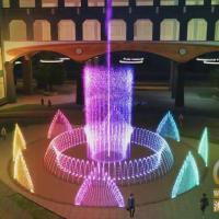 Fuentes de suelo de agua inoxidable instaladas en el lugar