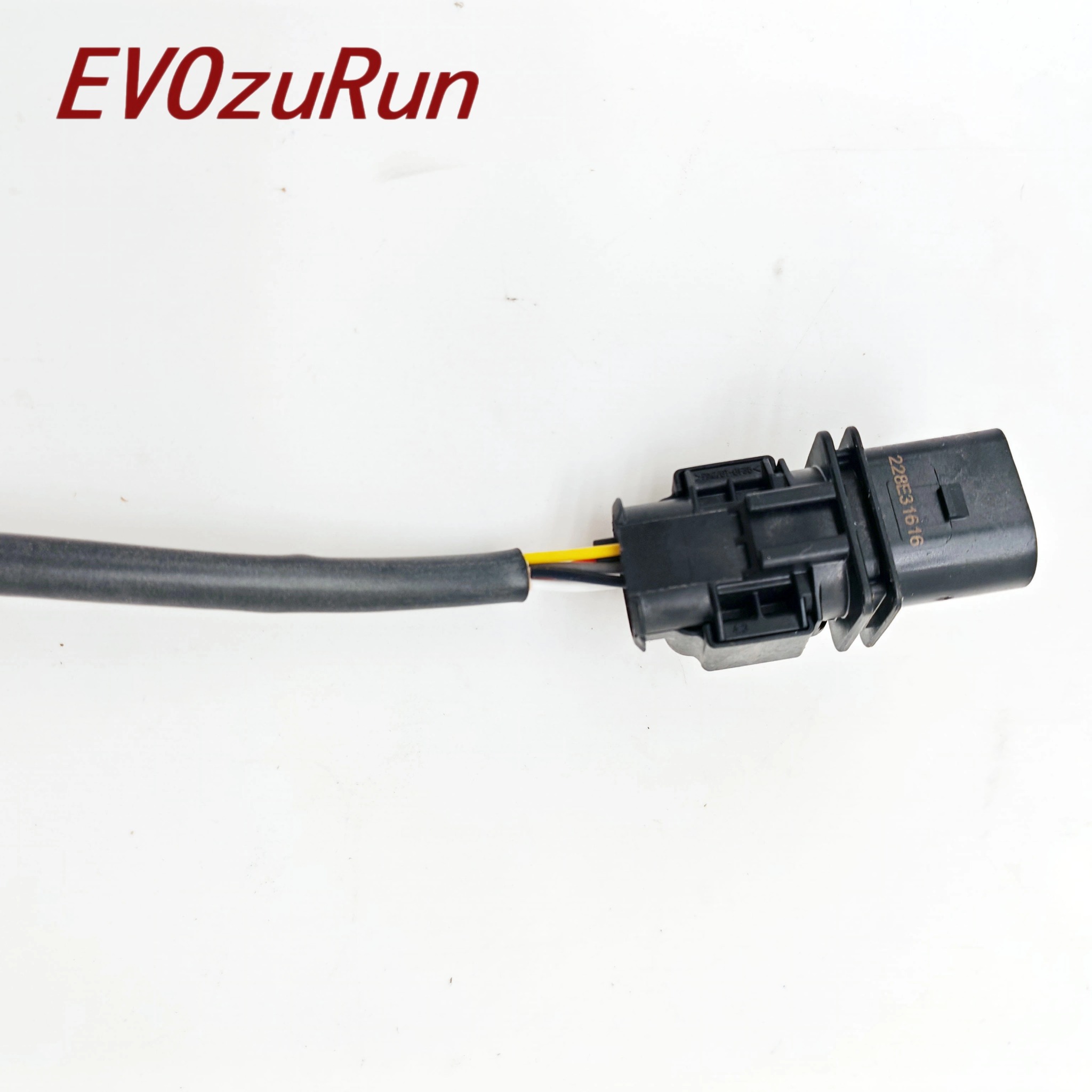 Original Replacement Lambda Sensor Upstream O2 Oxygen Sensor LR001370 for Land Rover Freelander Range Rover III Focus III 2.0