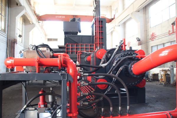 150mm直径のPLC制御の鋼筋ブリケット機 高効率のスクラップ コンパクタースクラップ合金