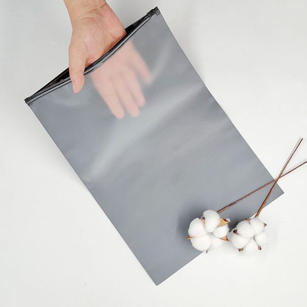 PEVA Frosted Plastic Zip Bags for Underwear Clothes Packaging