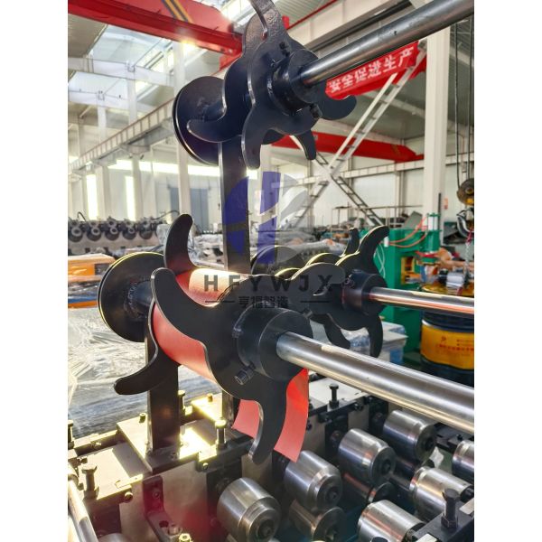 High Precision Flexible Duct Connector Machine For 0.3-0.6 Mm Material