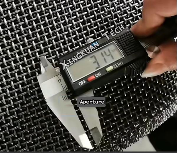 Wear Resistant Screens Mesh Cloth 1.8mm Dia 3mm Hole 3m Width For Sieve Applications