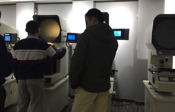 Digital Readout DP300 Halogen Illumination 600mm Screen Horizontal Profile Projector with Printer