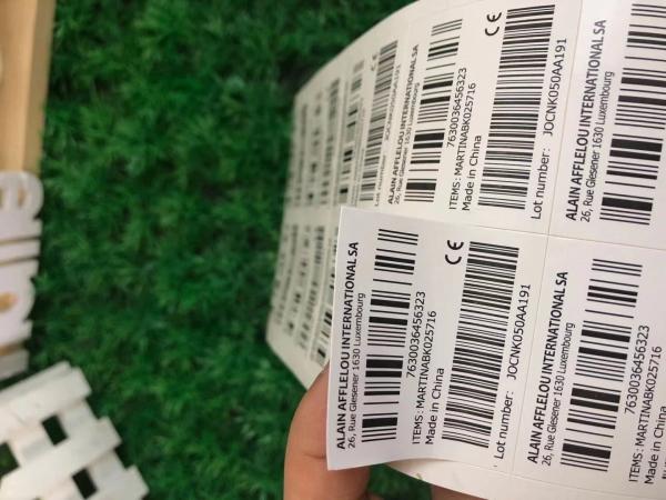 Strong Adhesion Self Adhesive Sticker Labels For Clothing / Electronic Products