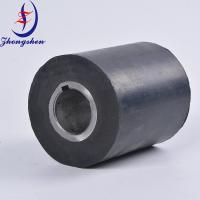 Component du système de collecte des œufs de volaille pour rouleau en caoutchouc noir absorbant les chocs