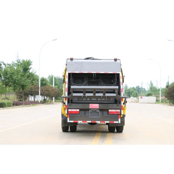 FOTON Sanitation Truck  240hp Waste Collector Truck 4*2 Refuse Compactor Truck 14M3