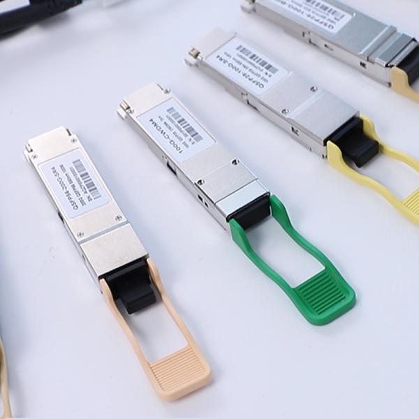 Support technique du transcepteur 400G OSFP 112 VR4 CC-OSFP04VR4-12D pour connexions fibre