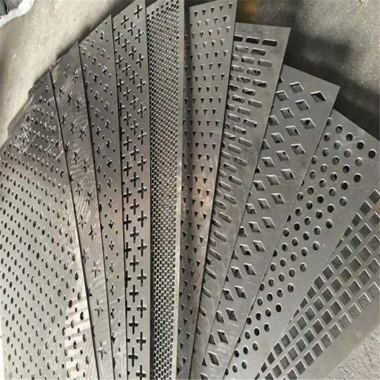 Folha de aço inoxidável perfurada quadrada sob medida 4x8 EN Standard