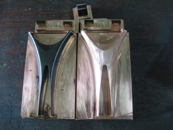 Peças plásticas plásticas da modelação por injeção de 50HRC PMMA para o raspador do gelo