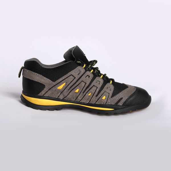 Steel Toe Protection Safety Boots With Low Cut Oil Resistant Construction