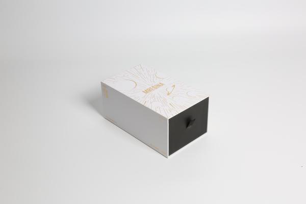 Améliorez votre emballage de masque facial avec un carton personnalisé, une boîte à cadeaux et un design innovant