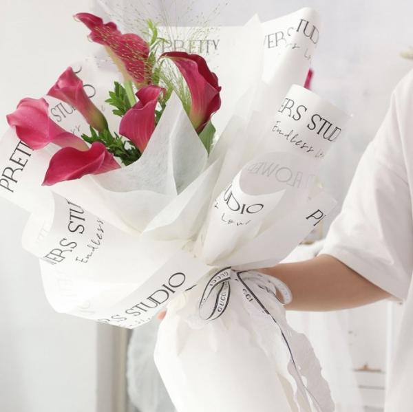 Wholesale of minimalist paper, InS-style waterproof flower packaging paper materials for Valentine's Day flower art and bouquet packaging in flower shops