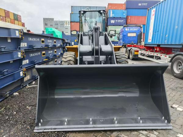 Wheel Loader Logistics Yards Fuel Efficiency Resistant Steel 162kW Engine Power