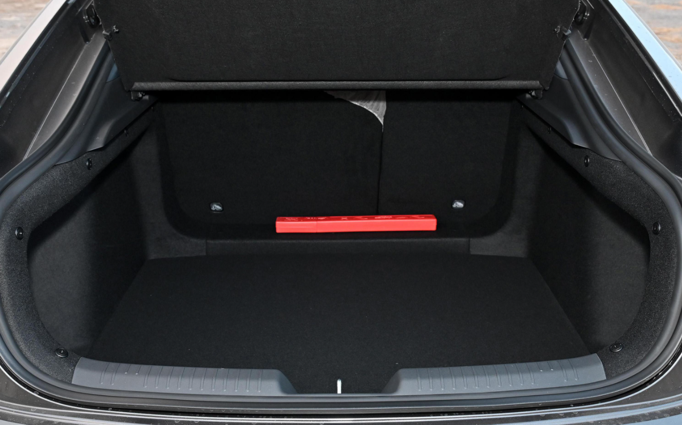 233HP L4 Gasoline Changan Automobile Changan UNI-V 2022 2.0T Speed Version