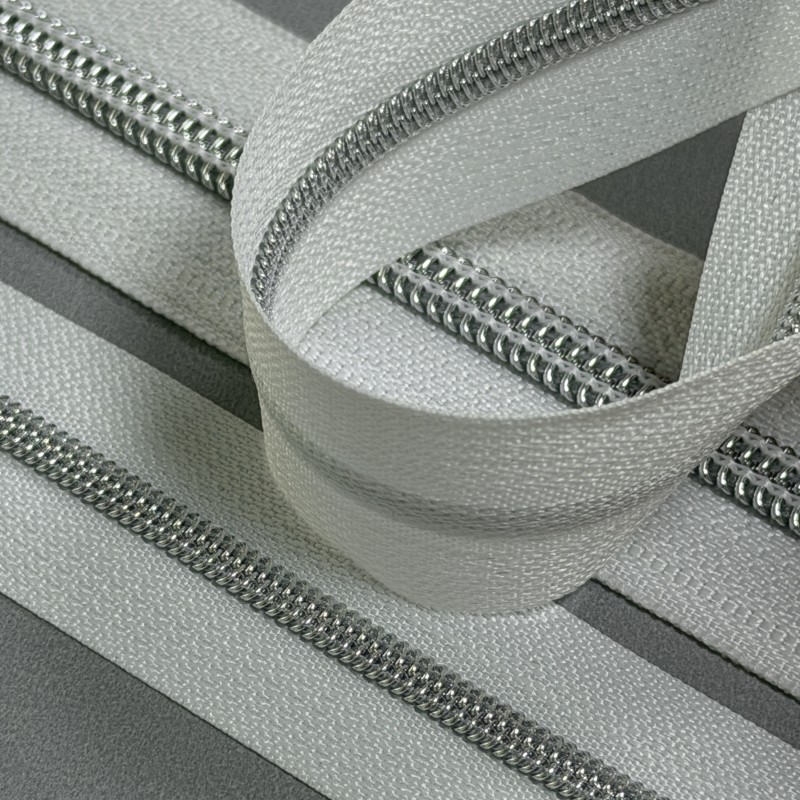 Vacuum Plated #3 Nylon Zipper Rust Proof Salt Spray Resistance