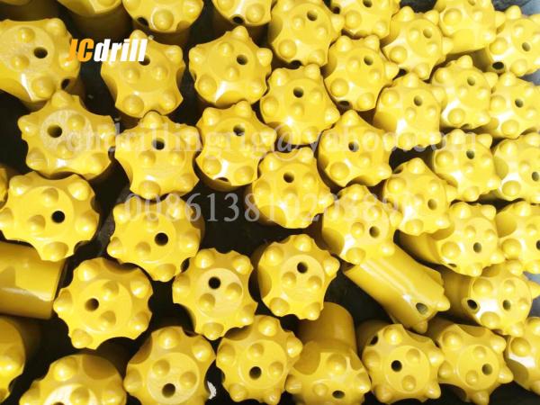 O carboneto de tungstênio rosqueou bocados de broca da rocha do botão para minar/que Quarrying T51 de furo