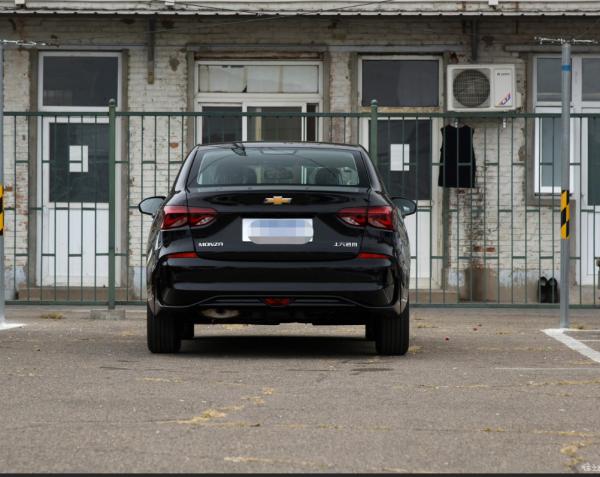 Versão dupla de Yuexiang do carro da gasolina das embreagens 1.5L de Chevrolet MONZA 2023