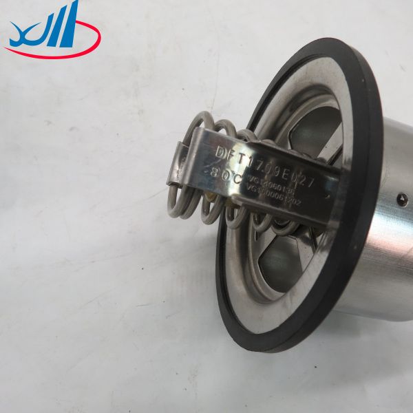 Howo A7 Engine Thermostat Sany Spare Parts VG1047060002