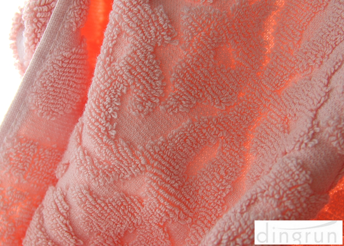 Jacquard Pure Cotton Bath Towels Pink 32s OEM / ODM Acceptable