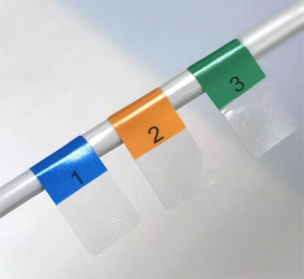 Étiquettes de câbles adhésifs 10*20-10mm Multicolore Matte Translucide Étiquette de câble en vinyle résistant à l'eau