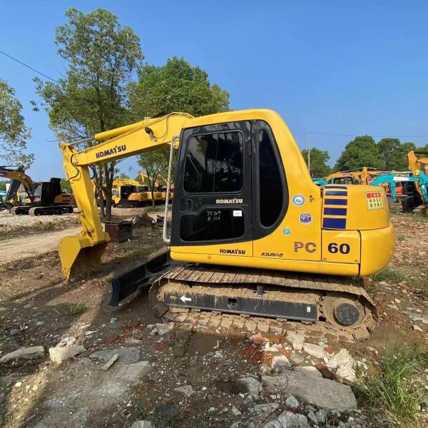 Excavadora Komatsu Usada de 6 toneladas PC60 Mini Excavadora Crawler Japão Original
