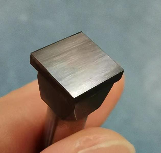 Green Laser Diamond Cutting System for superhard materials  CVD, PCD, MCD, CBN