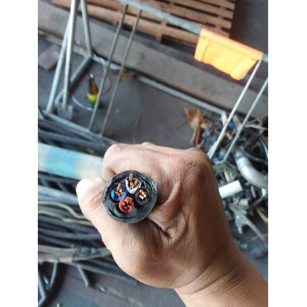 Capacity 200 - 300 Kg/H Copper Wire Recycling Machine Cable Granulator Machine