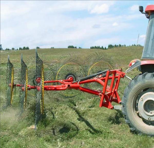 Disc-Type Hay Baler Efficient Disc-Type Hay Baler