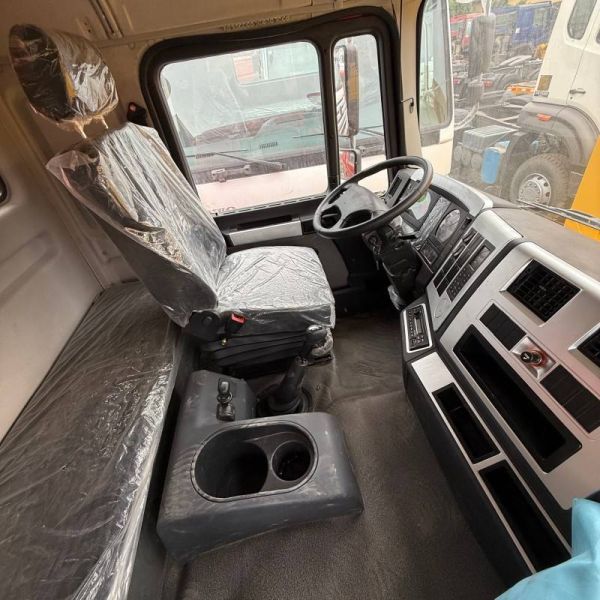 Shacman Heavy Tipper Trucks 12 Wheeles Dump Body 40ton 50ton Dump Tipper Truck