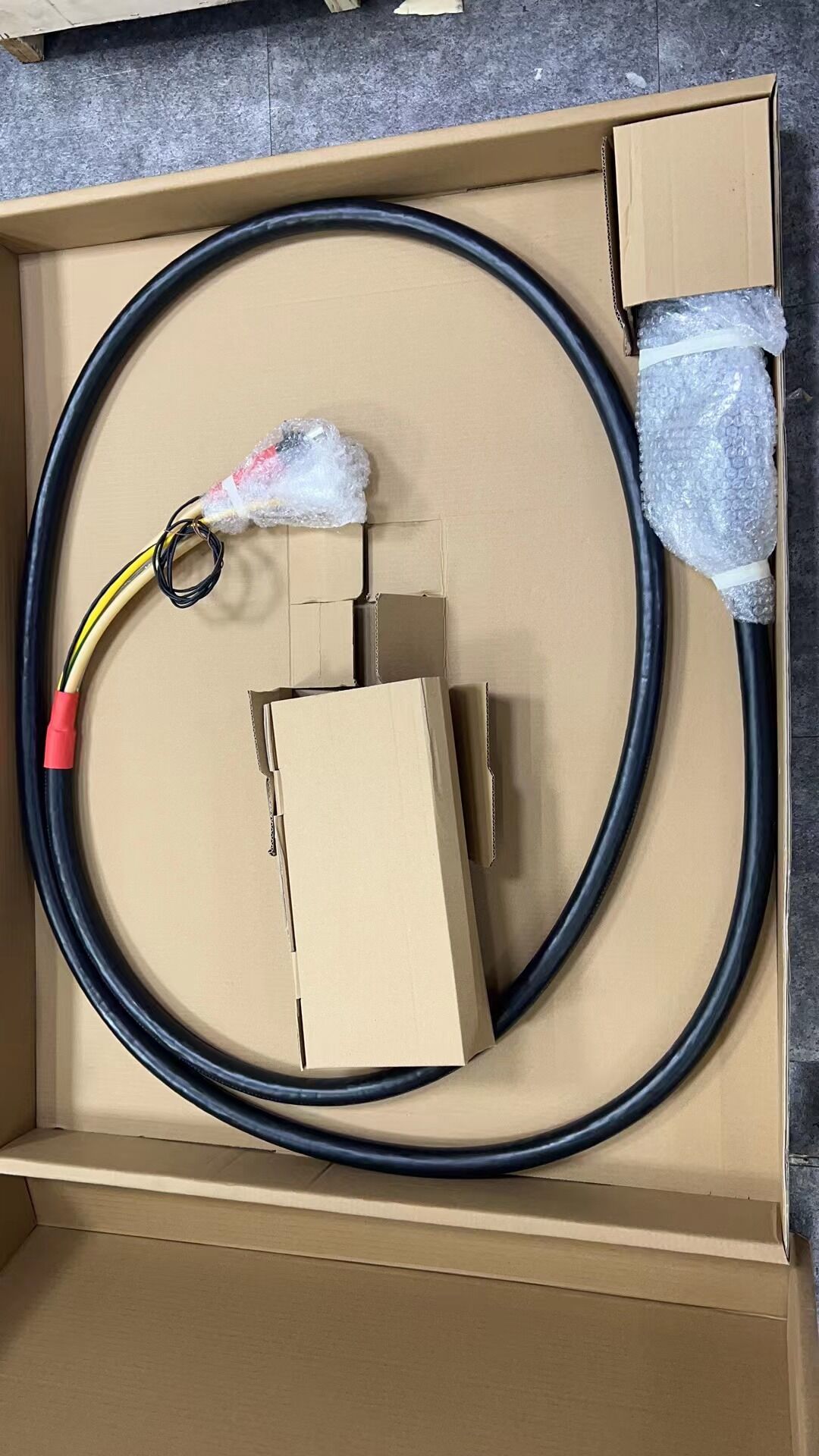 Зарядный кабель 350A 1000V IEC62196-3 кабеля TPU EV типа 2 IP67 CCS