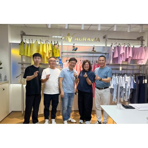 Guangzhou Shengen Garment Co., Ltd.