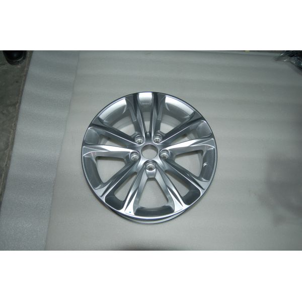 Dongfeng Original Auto DFSK Spare Parts 3101100-SA03 Aluminum Wheels For Glory 580