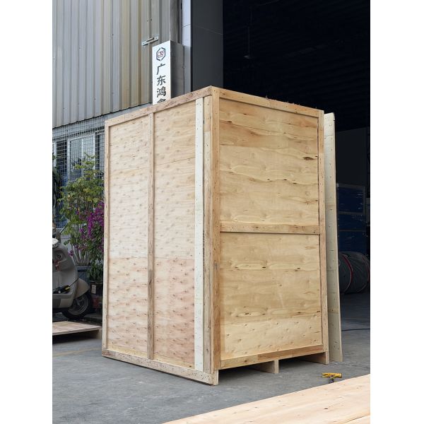 Small Automatic Wet Vapor Blasting Machine For Batch Hardware Parts Processing