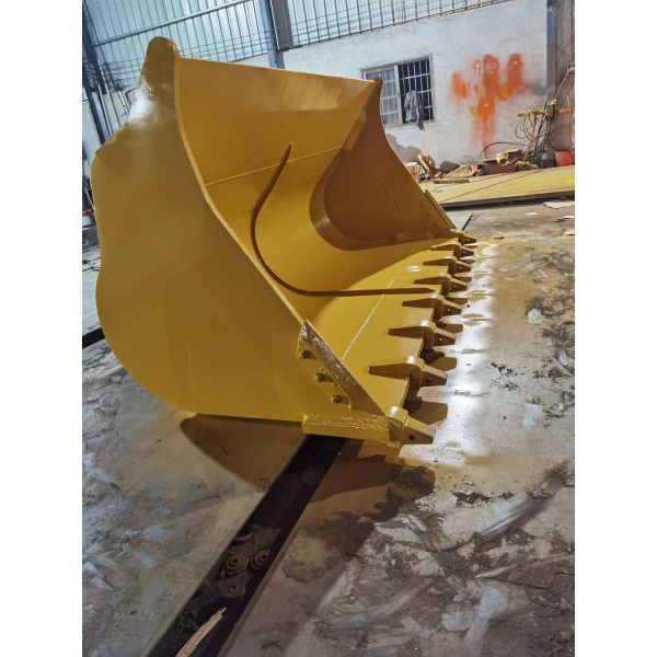 Customize  980 Loader Boom 5.5m Bucket Excavator Parts for Construction