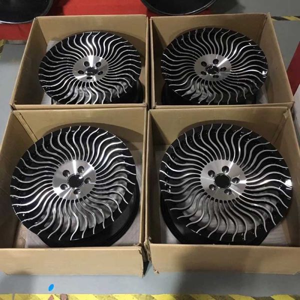 Отверстие 5 колеса Маг вторичного рынка 20 дюймов