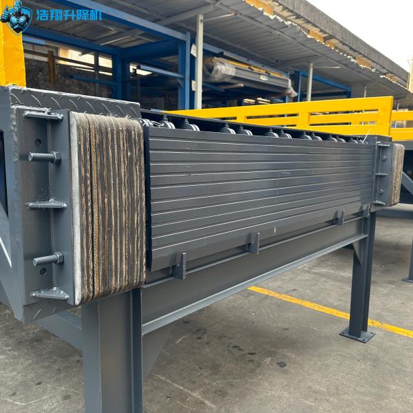 CE/ISO Safety Legs Guardrail Steel Structure Dock Leveler 12 Months Warranty