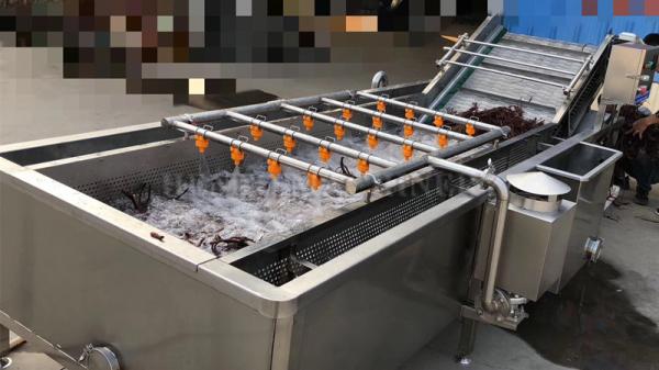 Machine automatique de découpe de tranches de gingembre