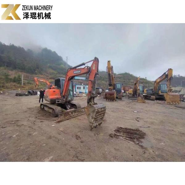 DX60 DX60-9C Mini Excavadora Usada 6TONs 2015 Excavadora Doosan 60