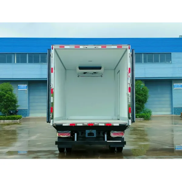 4X2 Automatic Refrigerated Truck for Fresh Fruit Delivery