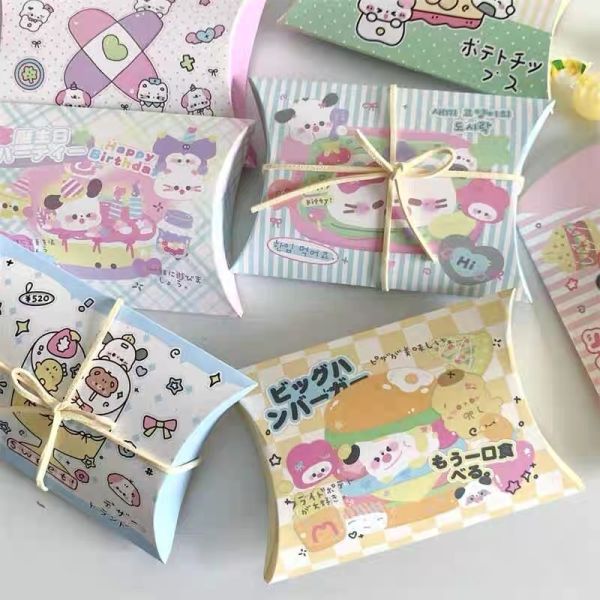 Hermosas Cajas Plegables de dibujos animados para niños Amantes de dibujos animados Trajes Bocadillos Regalos pequeños