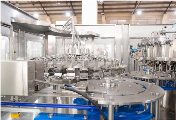 SUS304 Plastic Bottle Filling Machine PLC Drinking Mineral Water Machine 8.3KW