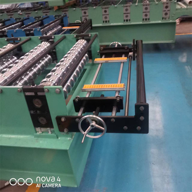 Трапецоидальный металл настилая крышу крен листа формируя машину для плитки Ibr стали цвета цинка