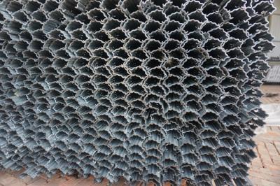 2.4M Vine Plants Vineyard Stakes , Metal Vineyard Line Posts Rust Proofed