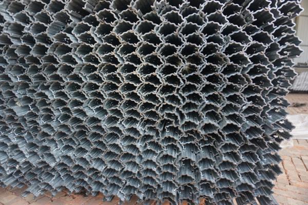 Orchard Plantations Metal Grape Vine Stakes With H Holes 50x34mm Frame Size