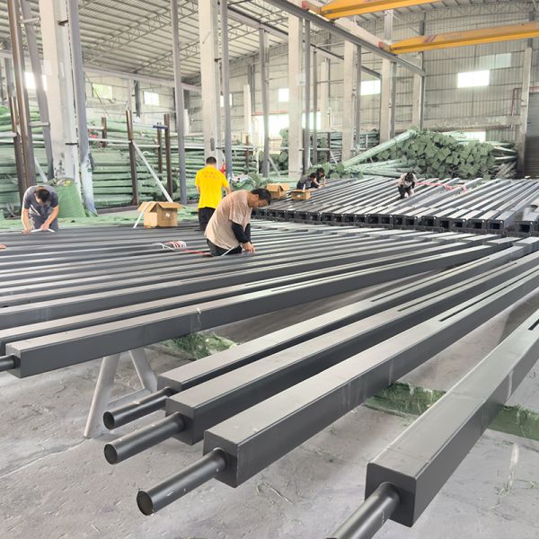 4m 5m 6m 7m 8m 9m 10m 12m Q235 Steel Outdoor Light Pole With Customizable Sizes