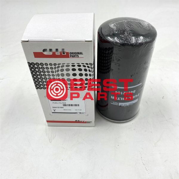 Части трактора Тракторный погрузчик Дизельное вращение - на топливном фильтре 84412164 Для 580N