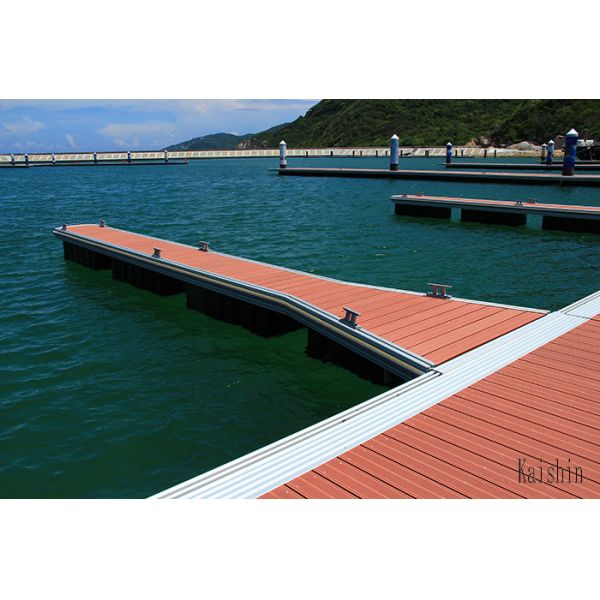 Muelle flotante negro espuma de EPS dentro de cubos de plástico LLDPE flotantes de pontón