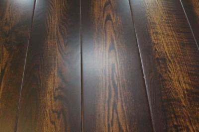color contrast oak timber wide plank