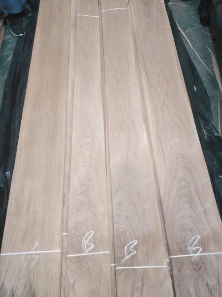 Sap Walnut (Walnut Sap) Natural Wood Veneers from www.shunfang-veneer-com.ecer.com