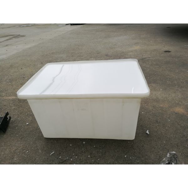 Тележка коробки 90 литров поли повторно используя открытую верхнюю цистерну с водой с колесом и крышками